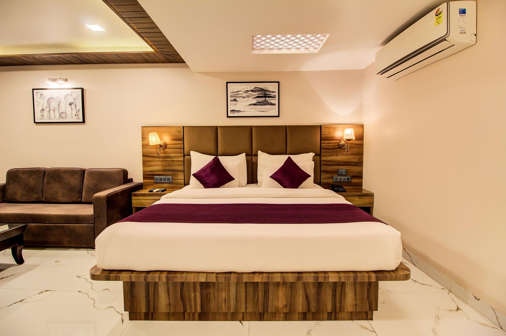 undefined Nivanta By Royara 5