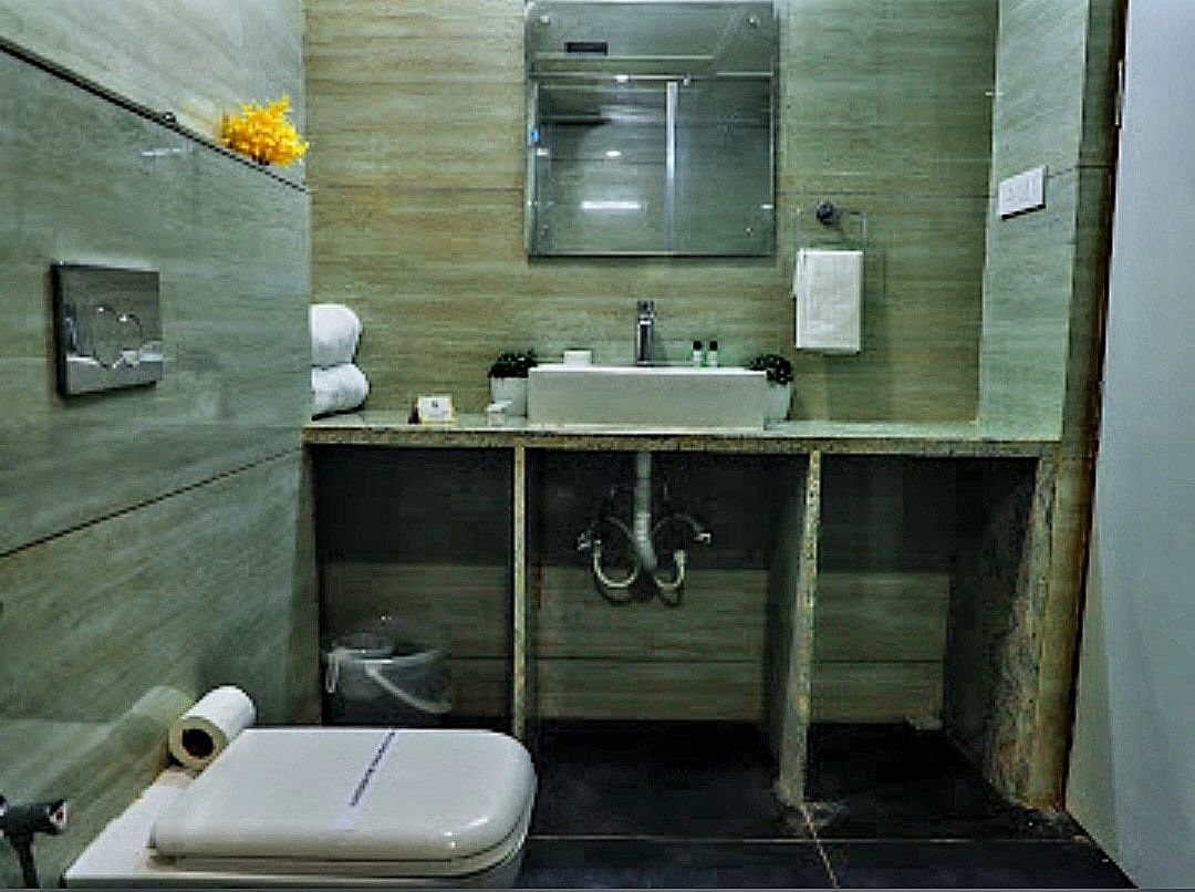 RN Grand Deluxe Twin Bed 3