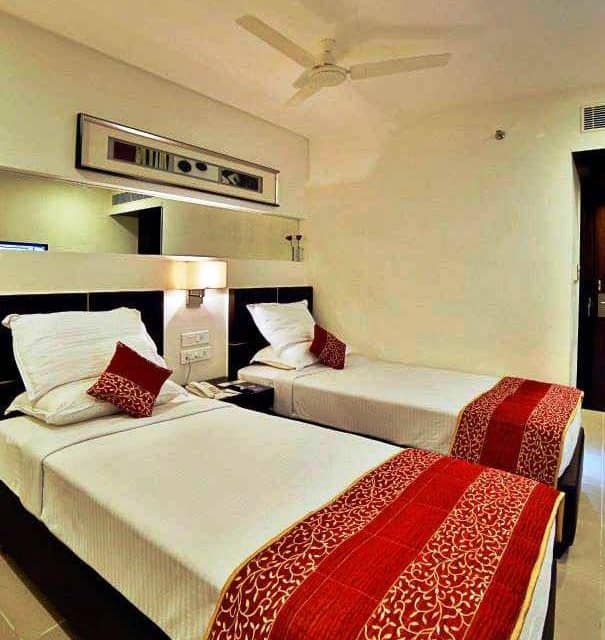 SVN Grand Hotel Standard Room 6