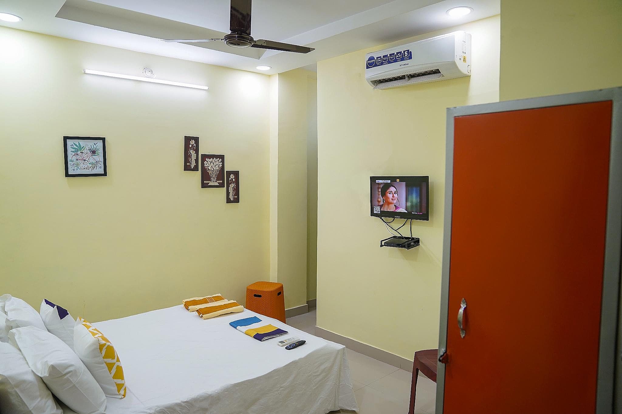 Hotel Yellow Bells Standard Room 5