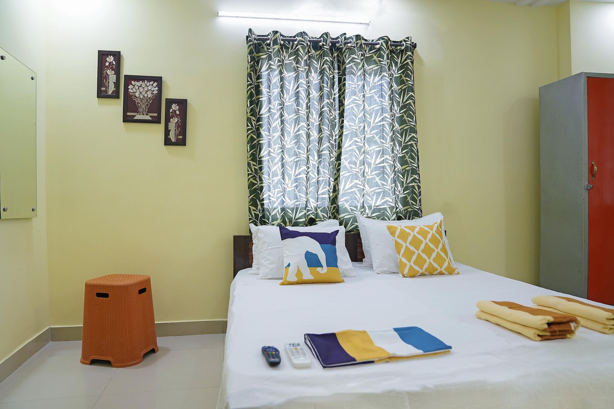 Hotel Yellow Bells Standard Room 4