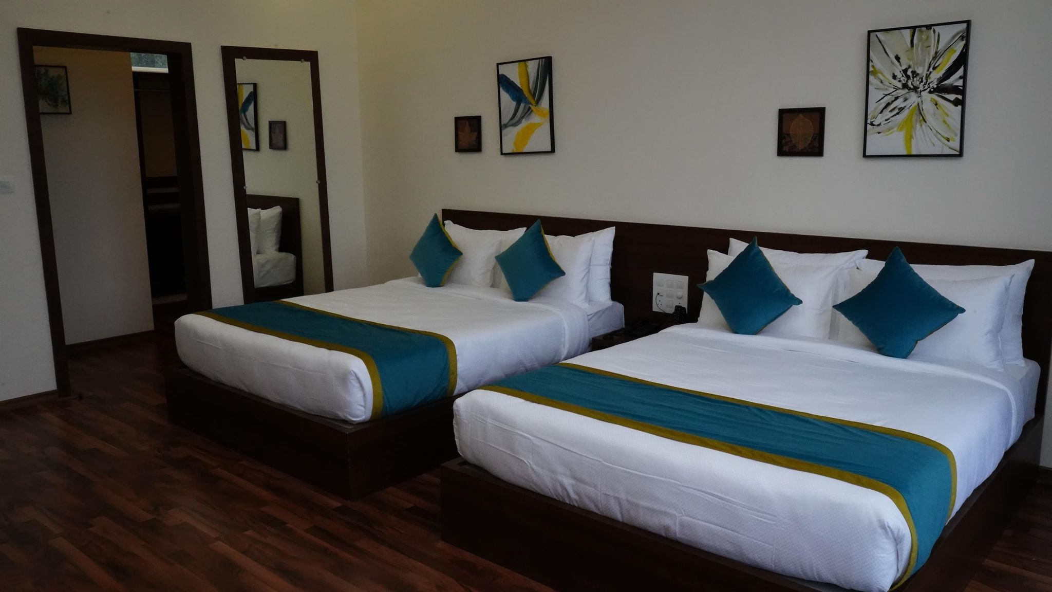 Bindiga Peak Resorts Peak Suites 3