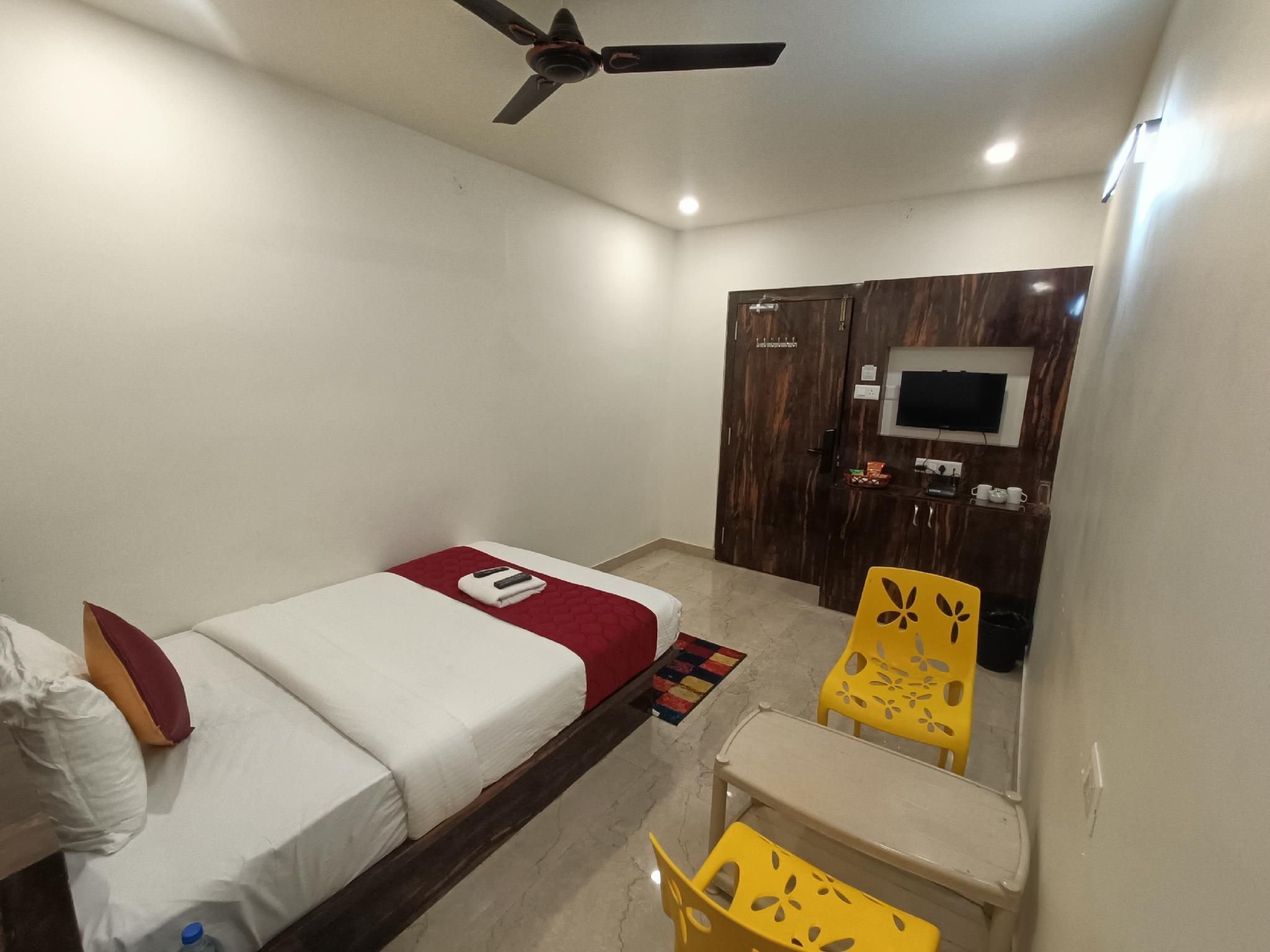 Superior Single Room