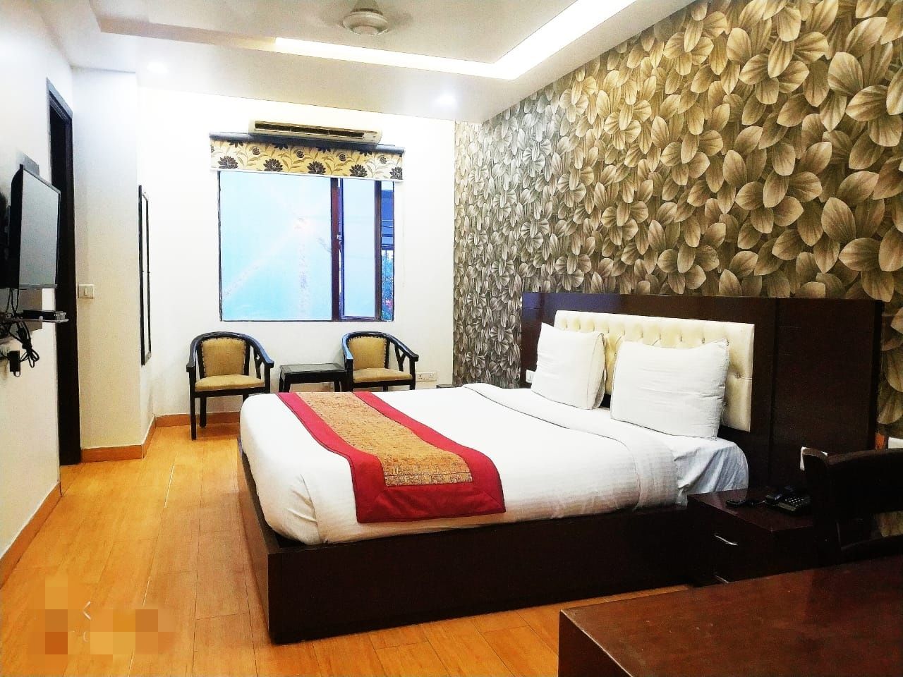 Hotel Mukund Residency Super Deluxe Room With Free WIFI 16