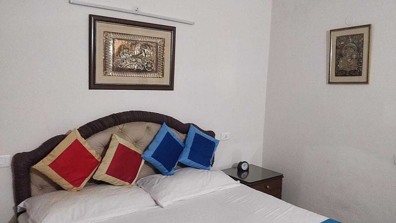 undefined The Mayflower 9