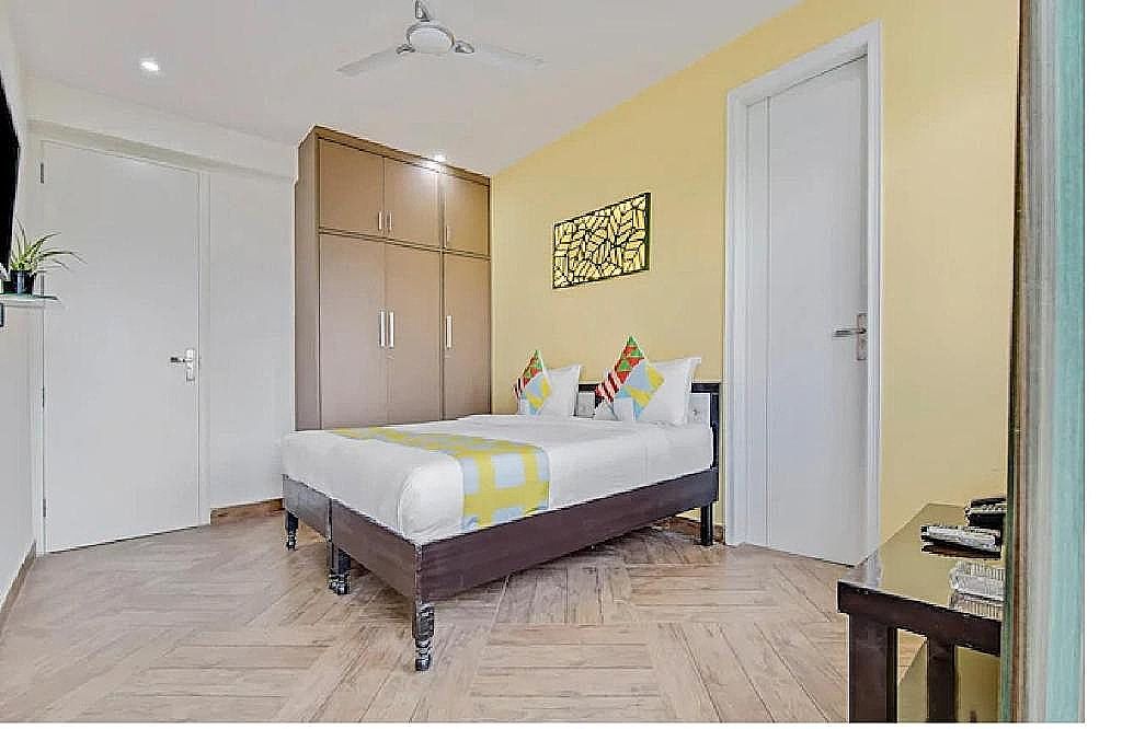 NUAB House-Fortis/MAX/MEDANTA/Paras/HUDA Met Superior Room-Ground Floor 8