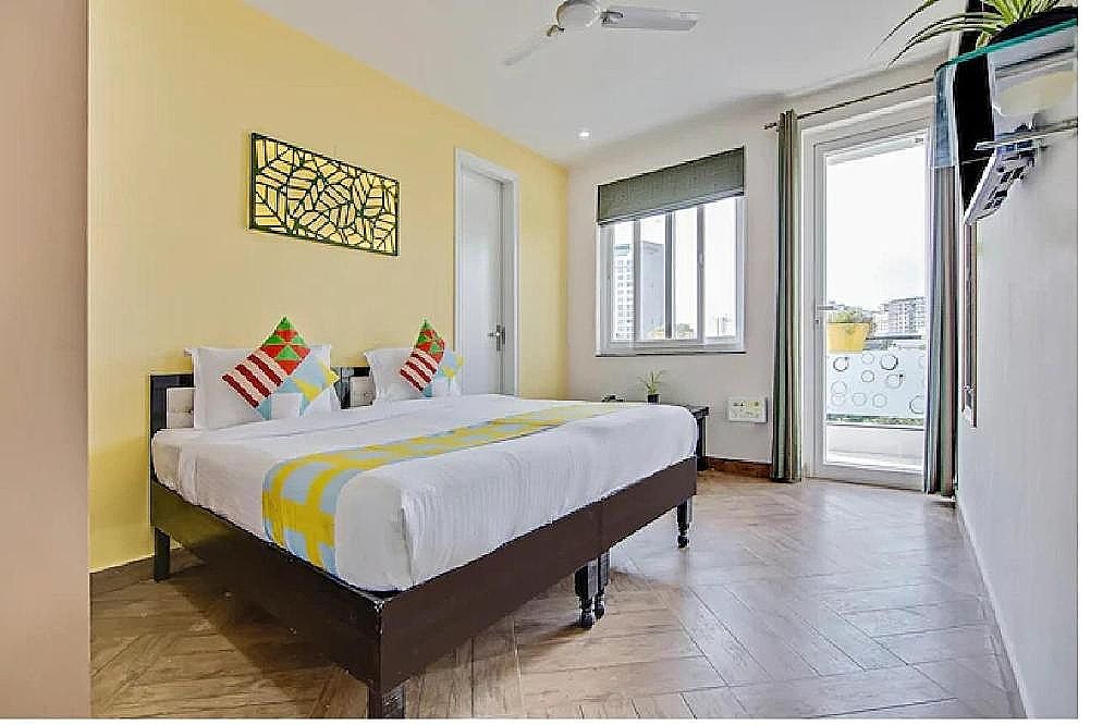 NUAB House-Fortis/MAX/MEDANTA/Paras/HUDA Met Superior Room-Ground Floor 9