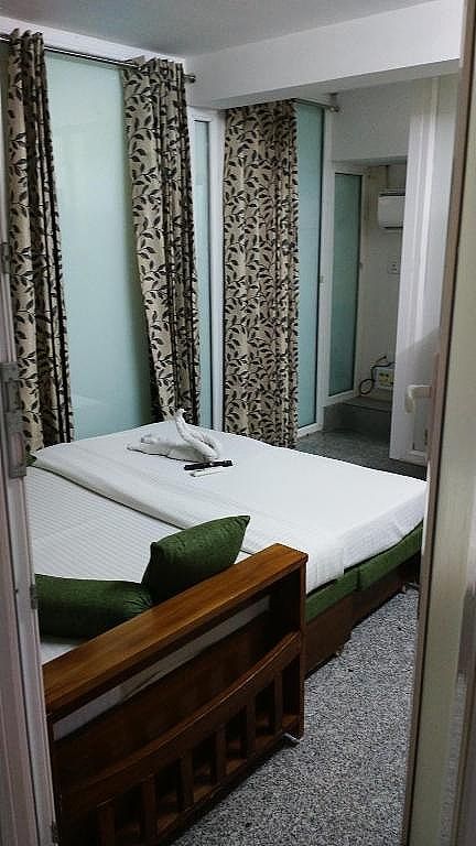 NUAB House-Fortis/MAX/MEDANTA/Paras/HUDA Met Superior Room-Ground Floor 6
