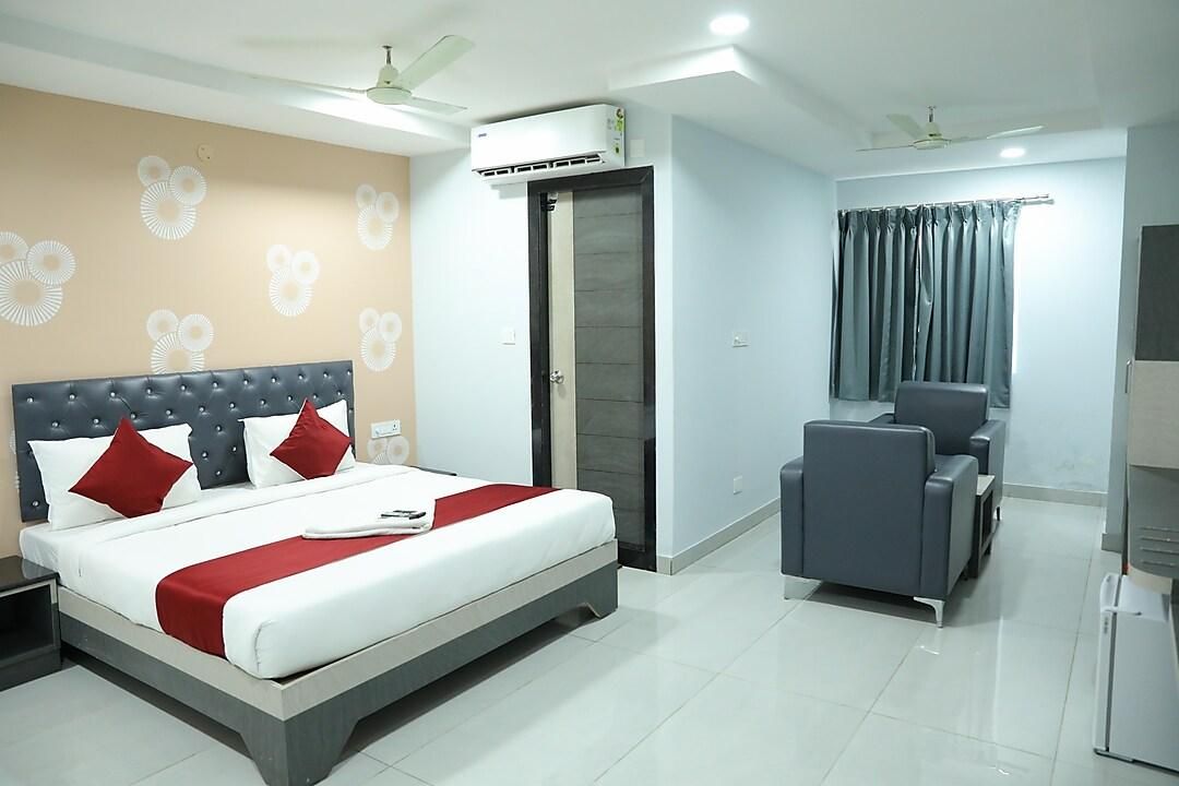 HOTEL BLUE MOON EXECUTIVE