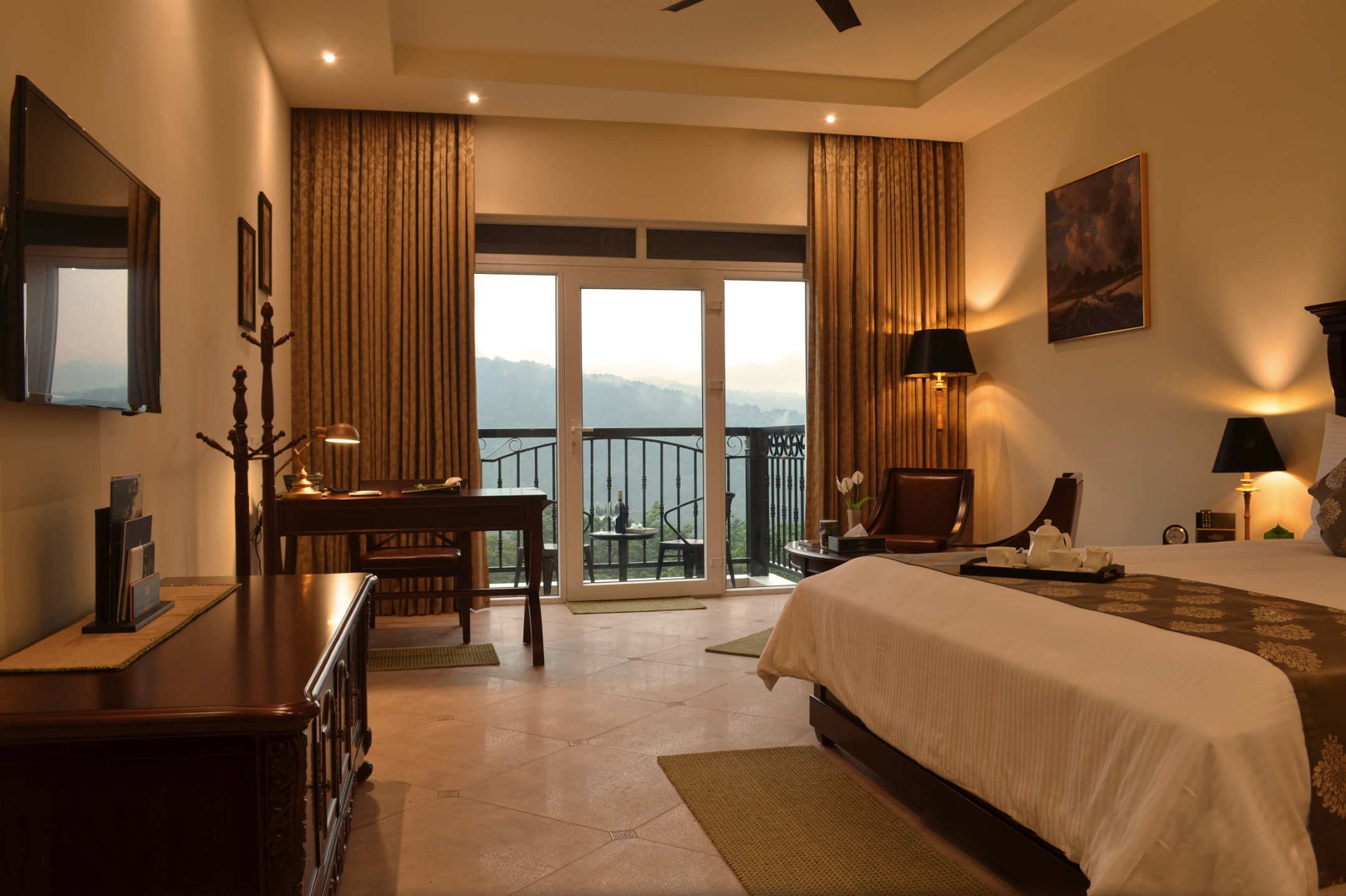 Montrose Golf Resort & Spa Luxury Suite