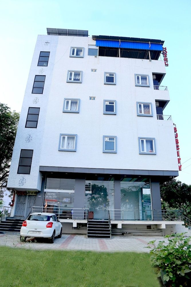 Hotel Subcity