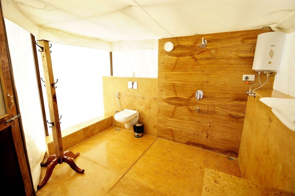 Surya-Ansh Desert Wellness Resort Arth Tent 3
