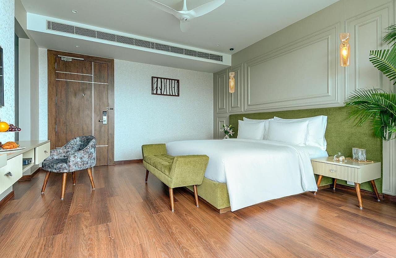 ZANA Lake Resort Lake View Rooms with Balcony