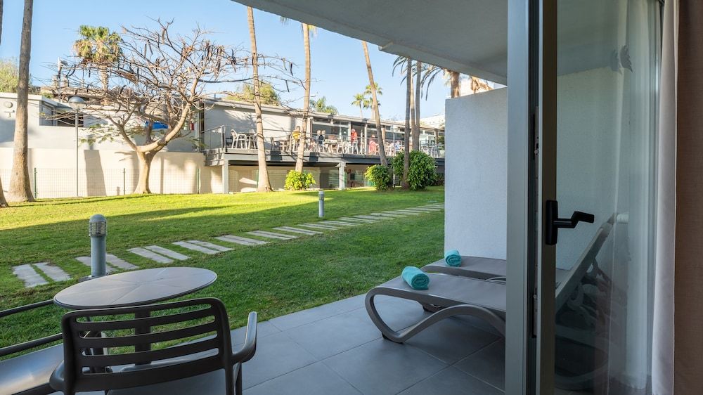 Apartment, 1 Bedroom, Terrace (2 Adults and 1 Child)
