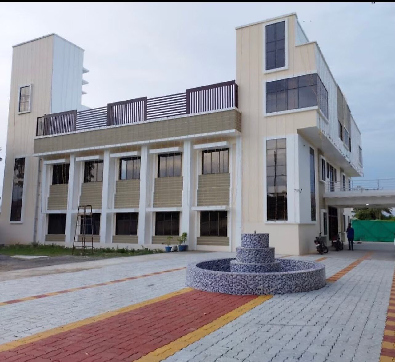 SRI VIJAY BALAJI MAHAL AC