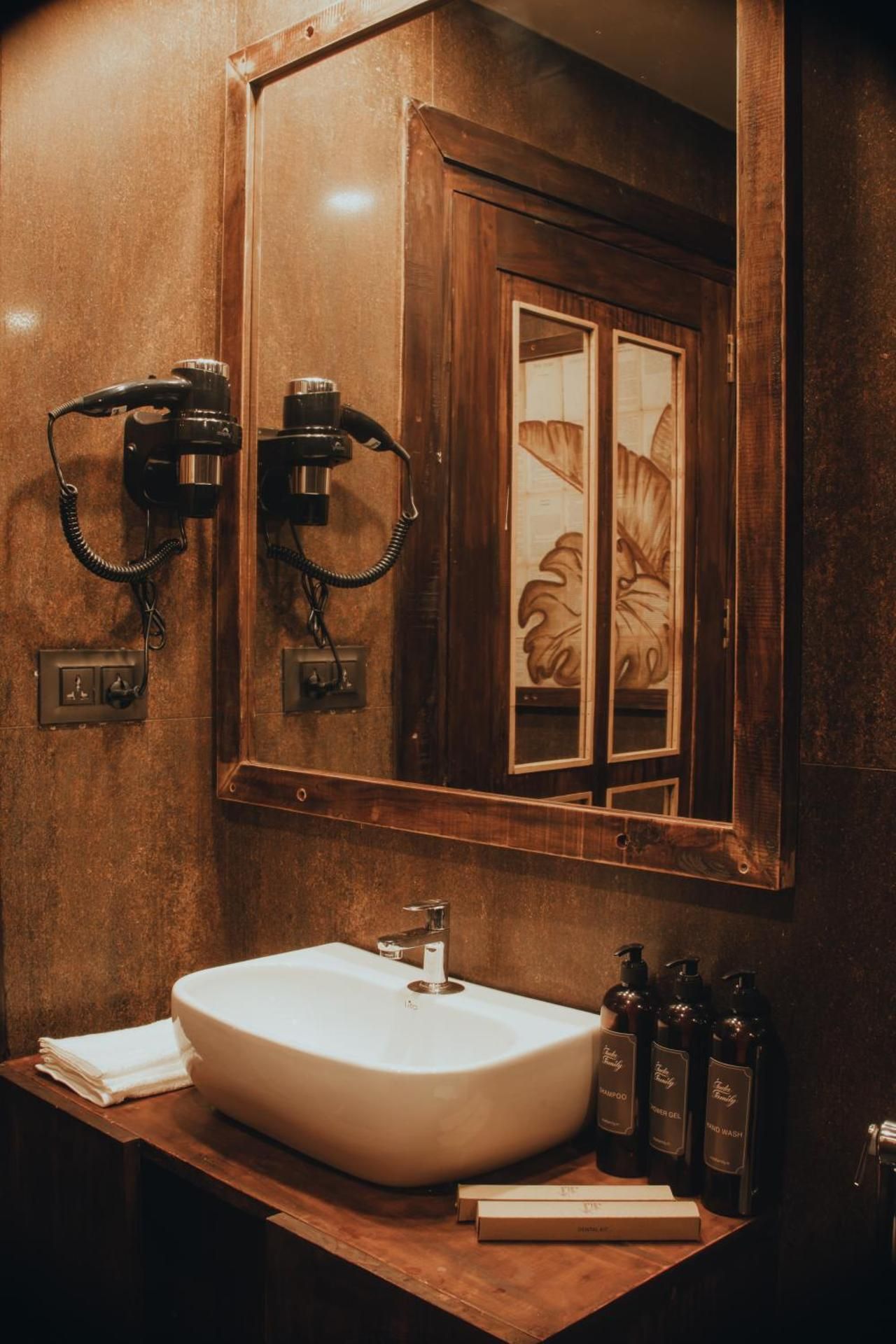 Novella Concept Hotel & Cafe Deluxe Double Room With Sea View 3