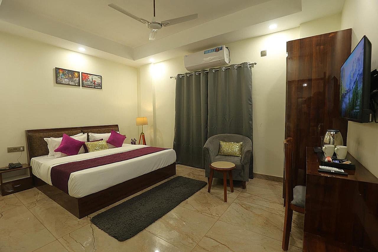 Super Deluxe Room