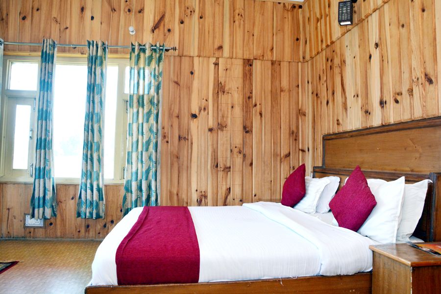 Hotel Mount View Dhanaulti Dreams Super Deluxe Side View Room  4