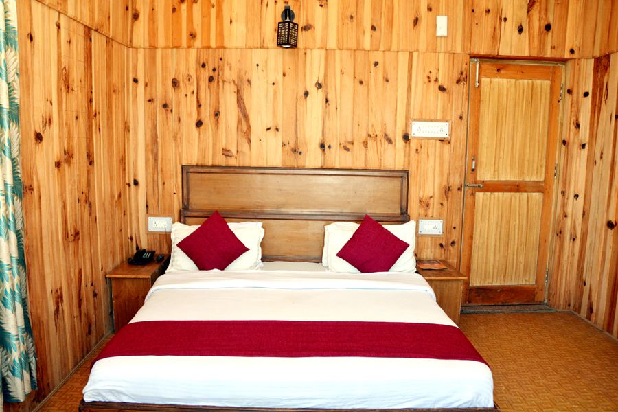 Hotel Mount View Dhanaulti Dreams Super Deluxe Side View Room  3