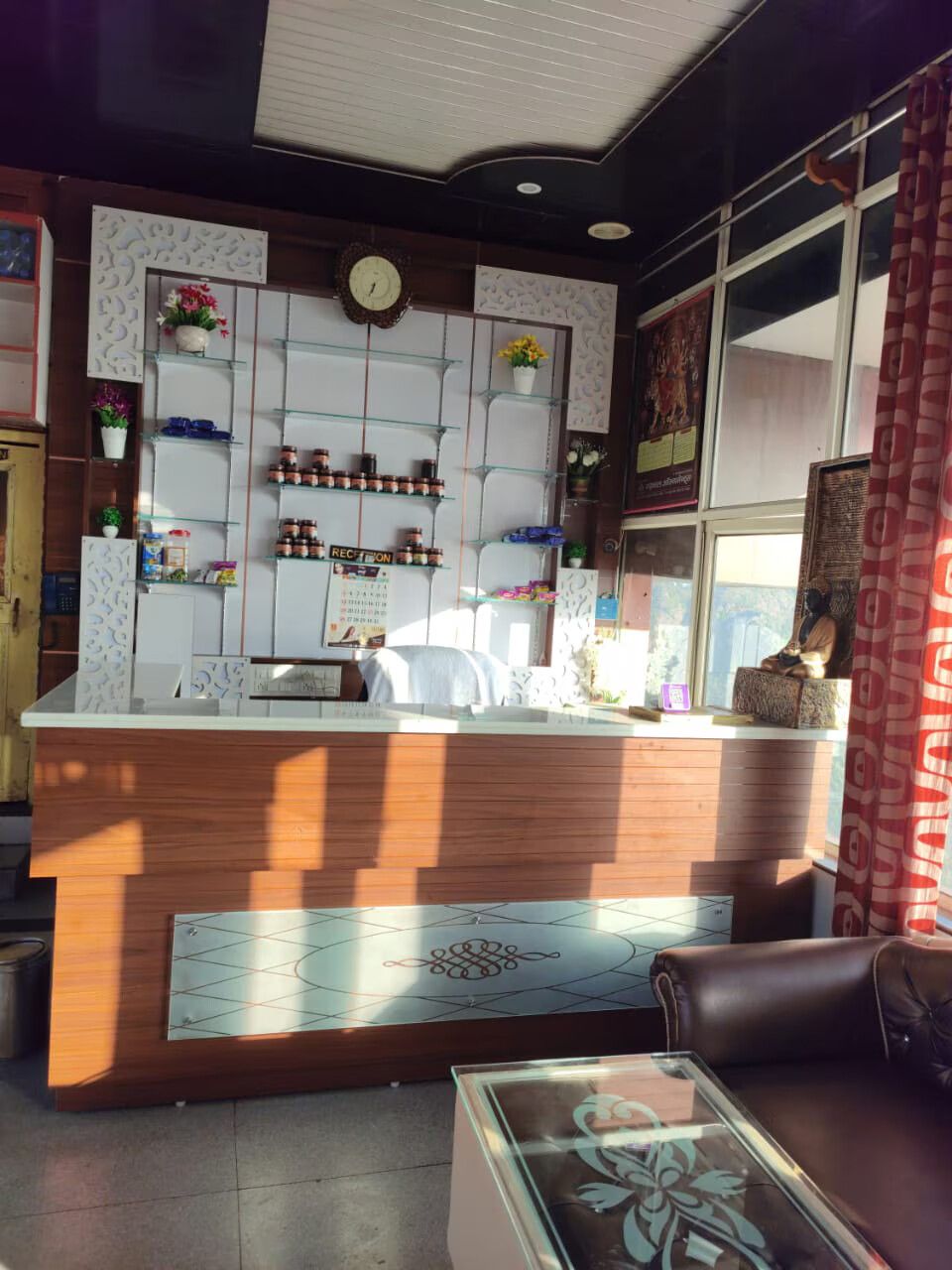 Food & Dining