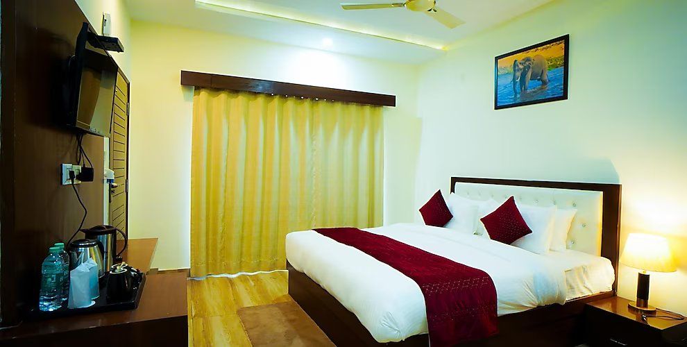 Mango Bloom River Resort By Excel Hotels & Resorts The Pine Room 6