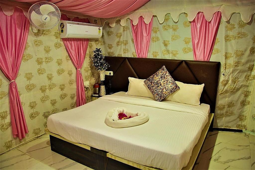 HOA Resorts - Mountain View with Infinity Pool Swiss Cottage Ac 2