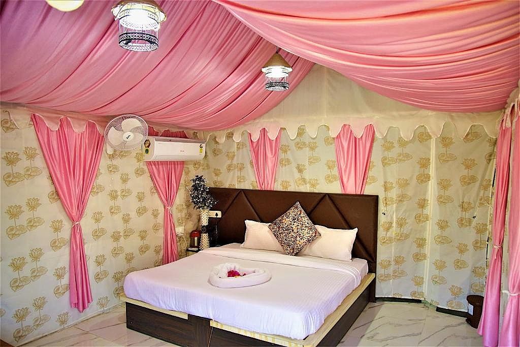 HOA Resorts - Mountain View with Infinity Pool Swiss Cottage Ac 4