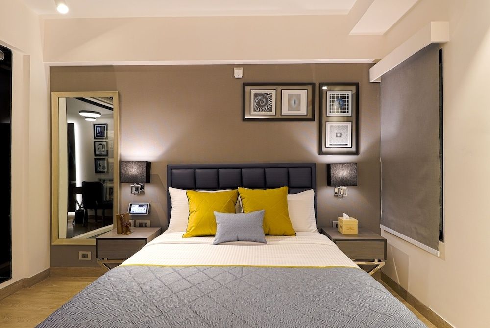 AIR by Ahuja Residency Deluxe Room 8