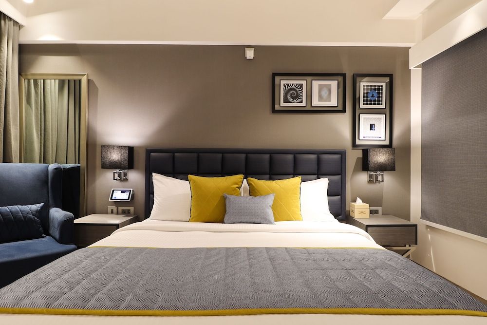 AIR by Ahuja Residency Deluxe Room 7