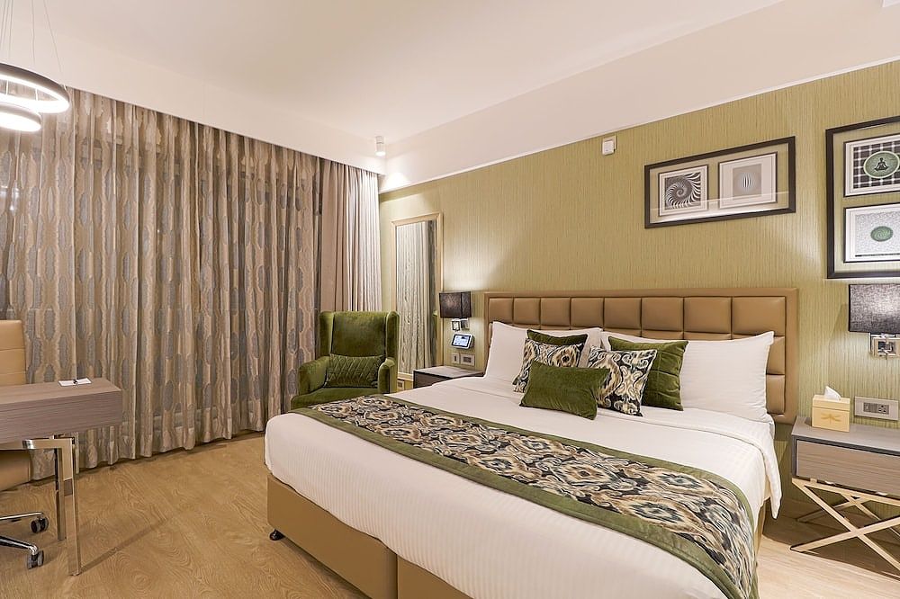 AIR by Ahuja Residences Premium Double Room 7