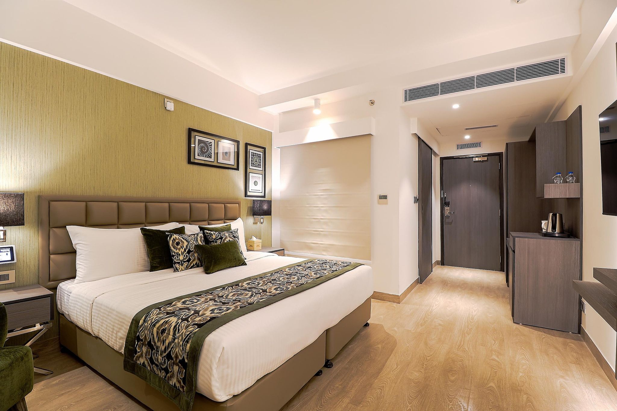 AIR by Ahuja Residency Deluxe Room 3