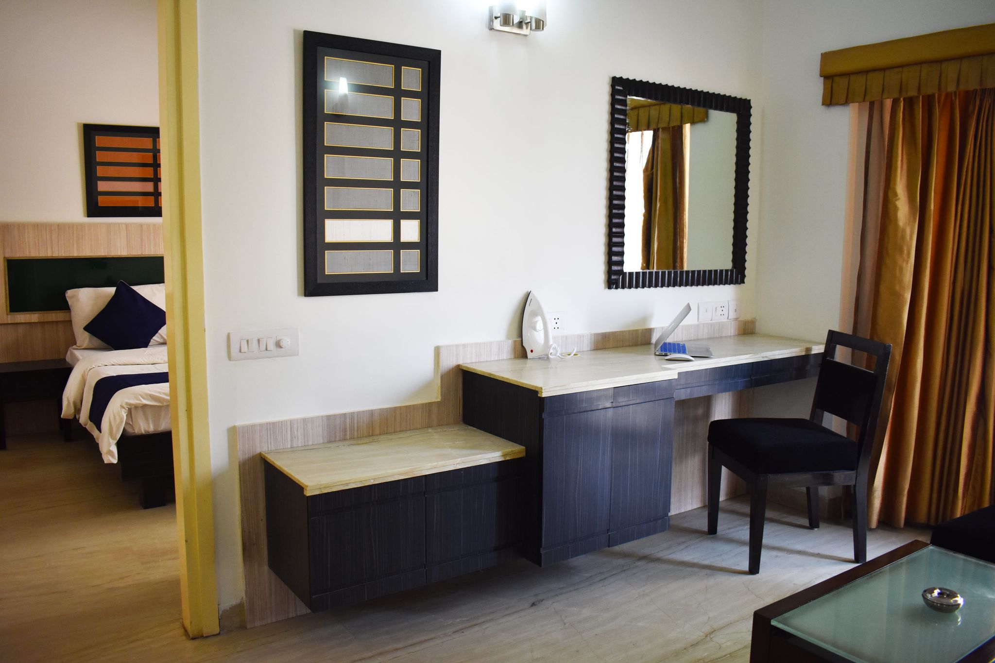 undefined 1 Bhk Serviced Apartment Near fortis Hospital 3