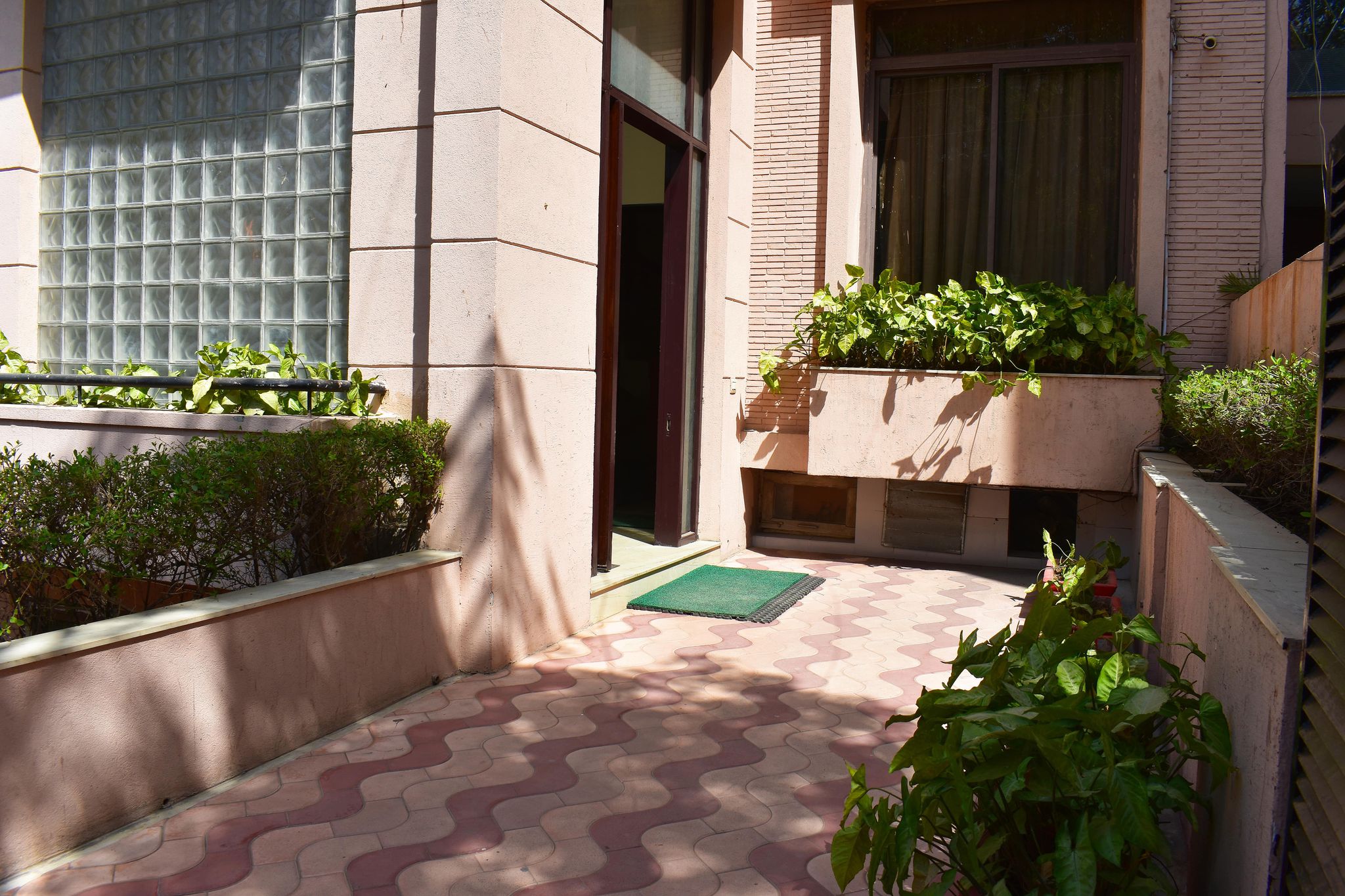 undefined 1 Bhk Serviced Apartment Near fortis Hospital