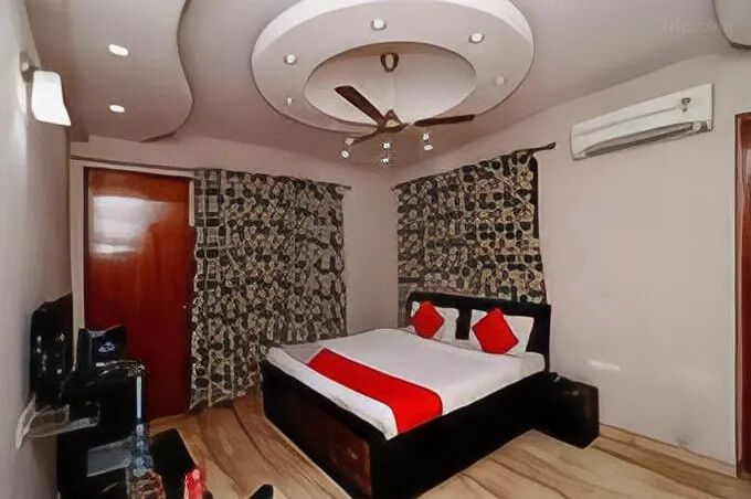 undefined Alarians Residency 4