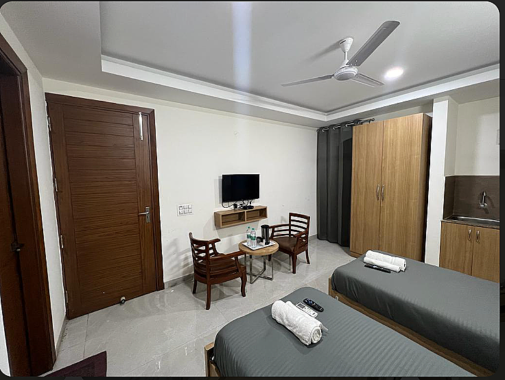 Touchwood Inn Gurgaon Deluxe Room / Twin Room 12