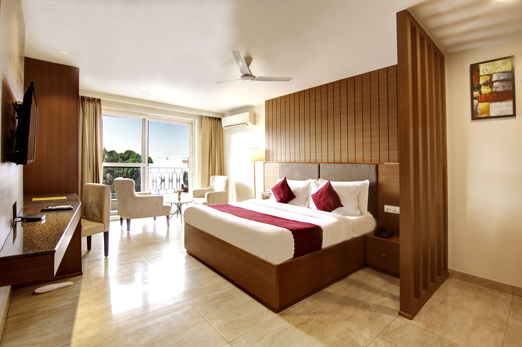 Deluxe Room with Kitchenatte