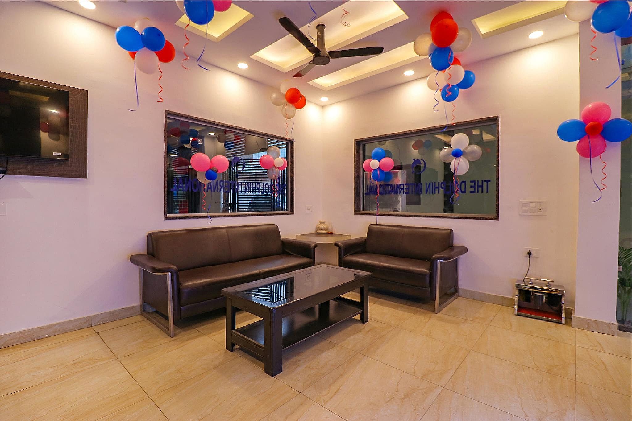 undefined Hotel Dolphin International 4