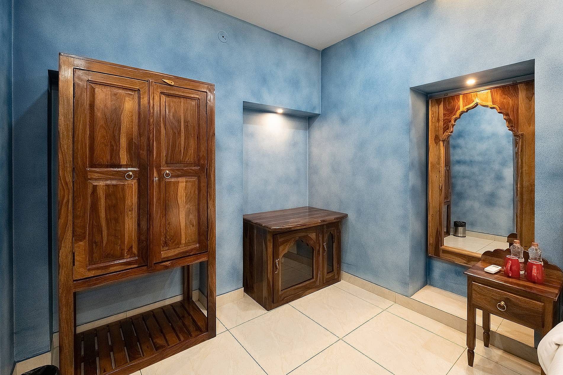 Baari House of Fusion Super Deluxe Room 21