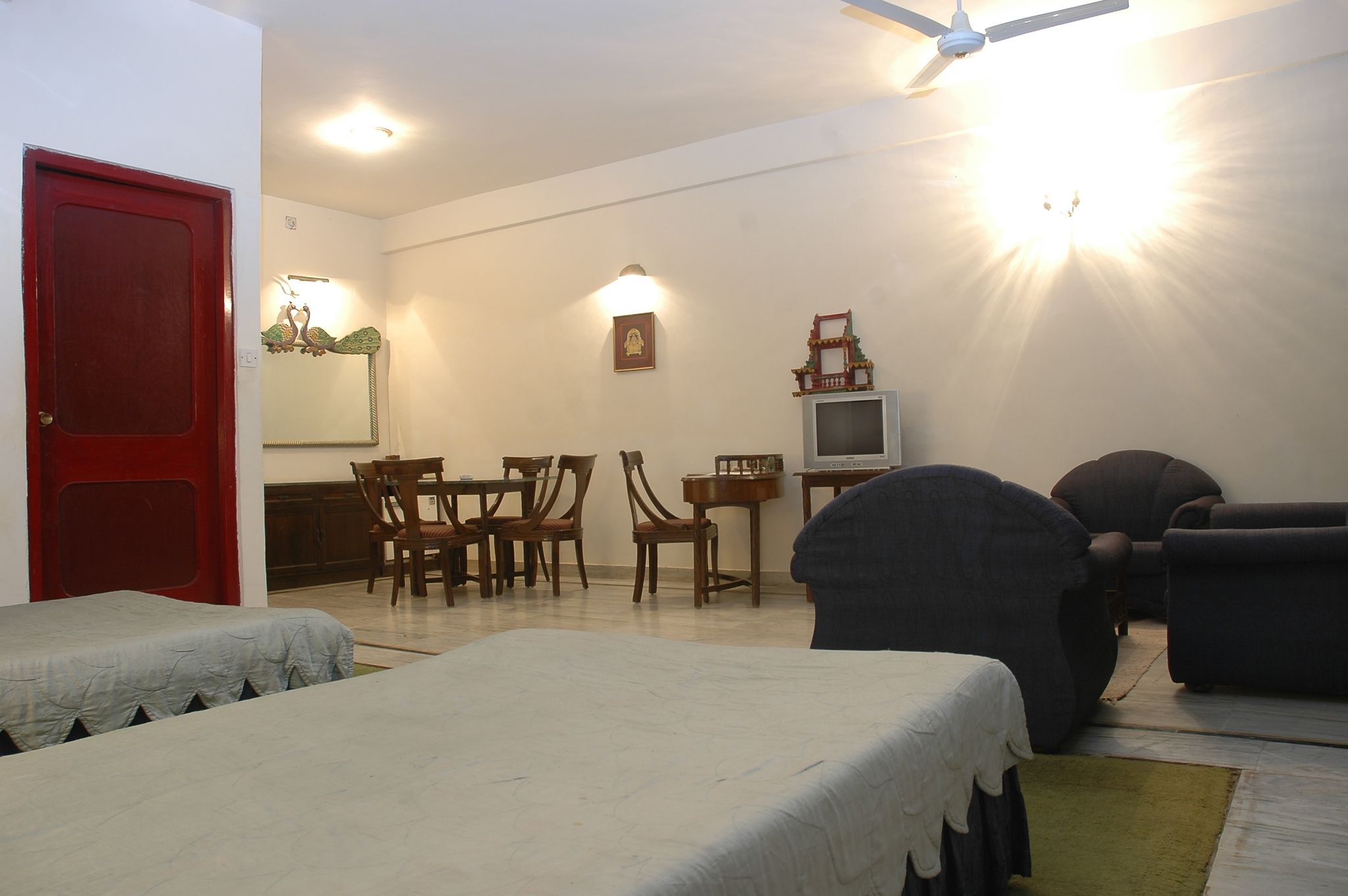 Jaisamand Island Resort Heritage Suite 4