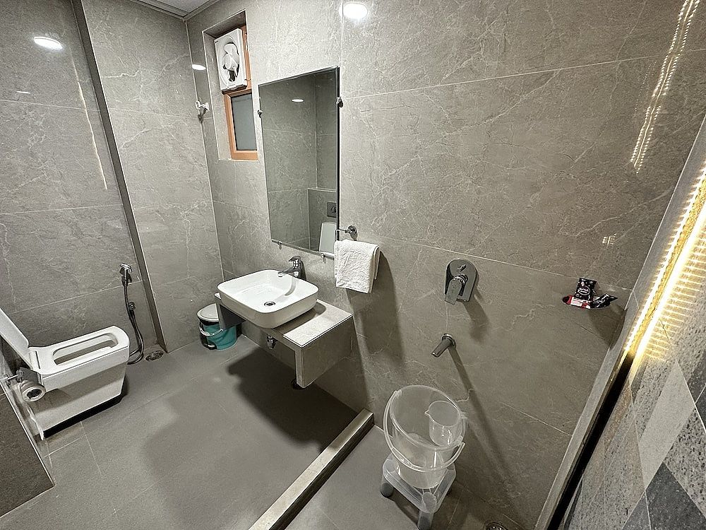 Hotel Pinaka Inn Deluxe Room 10