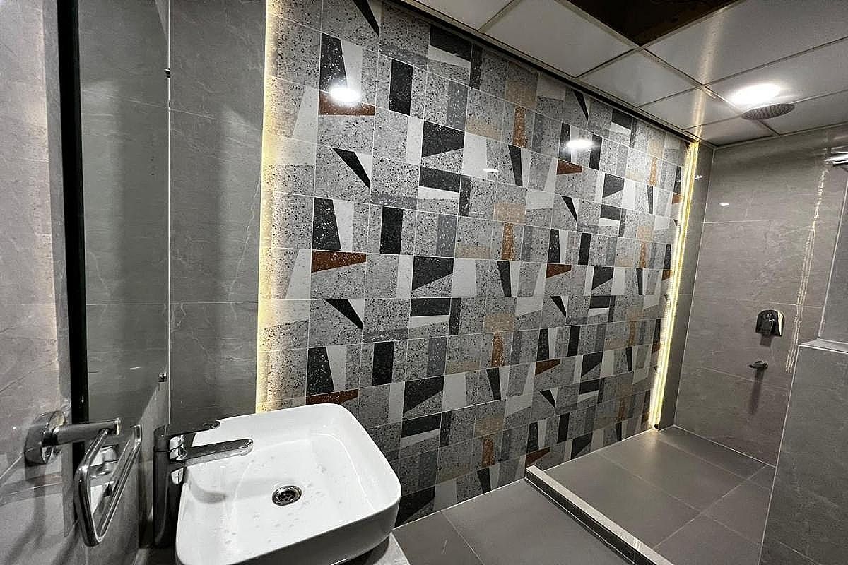 Hotel Pinaka Inn Deluxe Room 7