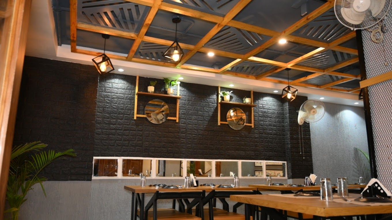 Food & Dining