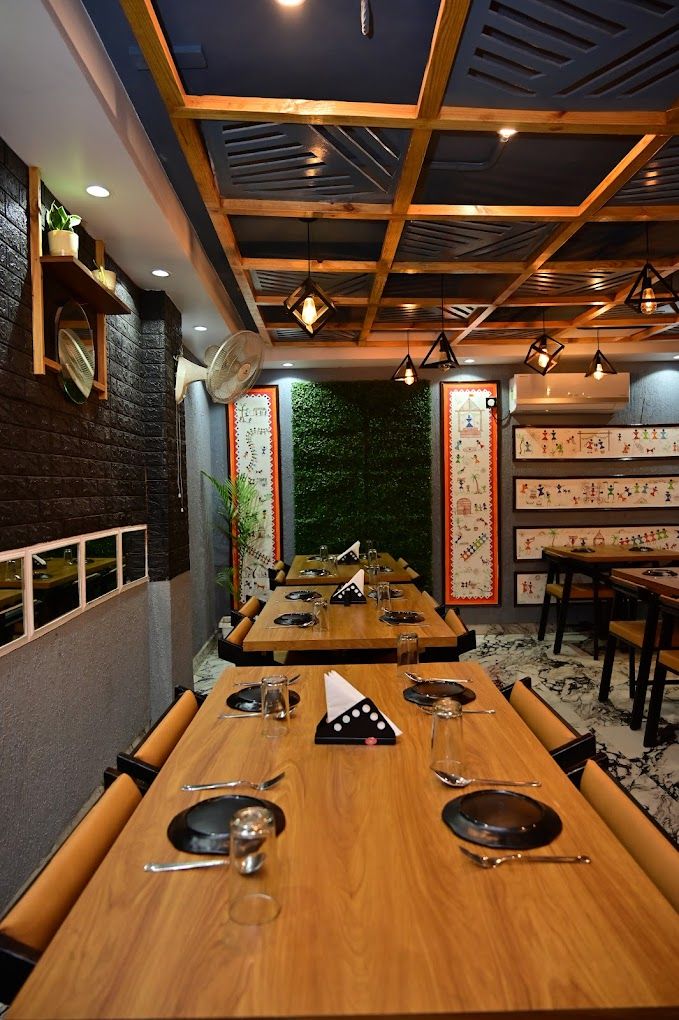 Food & Dining