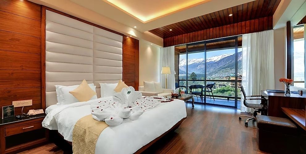 Club Royal Room with Valley, Rohtang View and Balcony