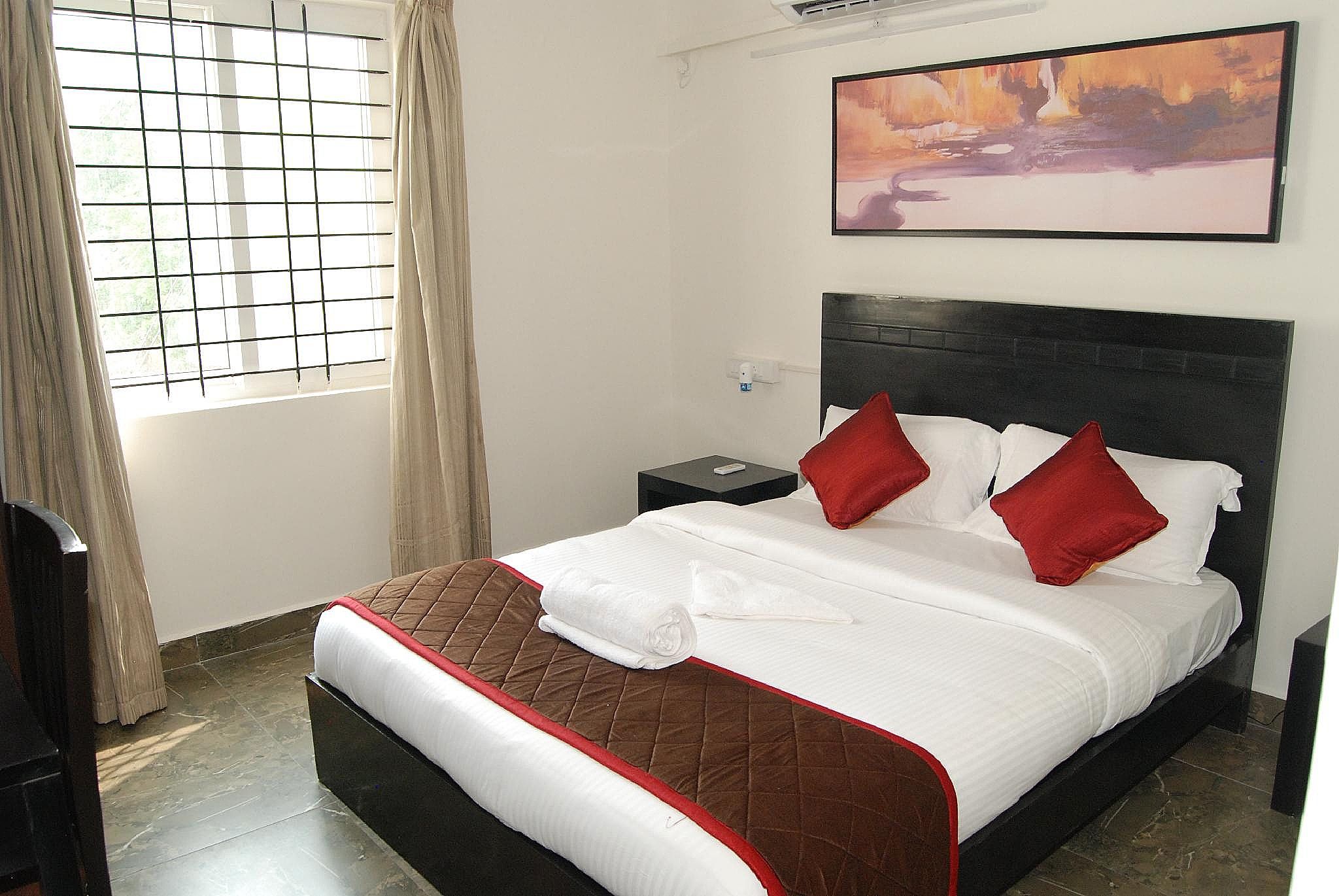 Deluxe Queen Room