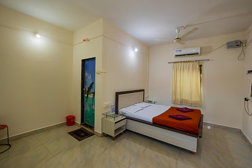 Sai Sagar Beach Niwas Standard AC Room 5
