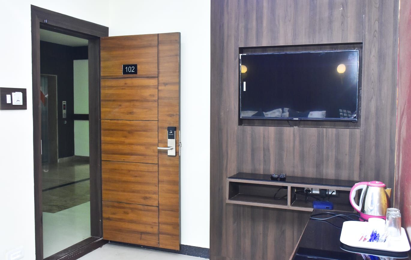 Hotel La Gowri, Coorg Deluxe Double Room NON AC 6