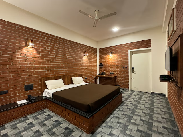 Premium AC Rooms