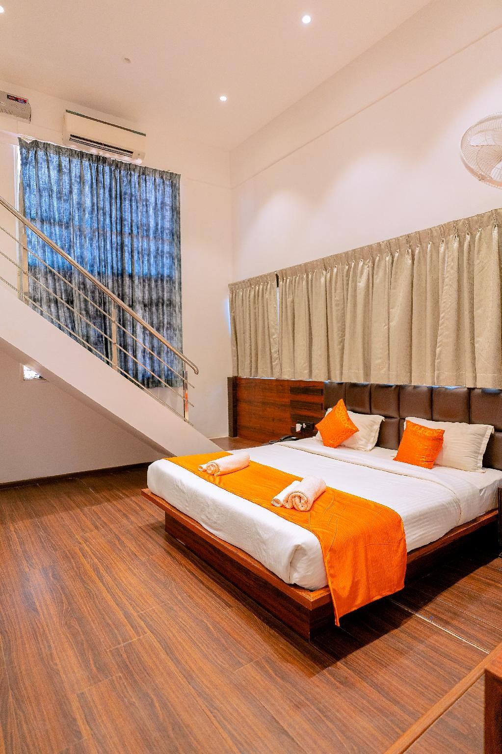 Executive Suite City View