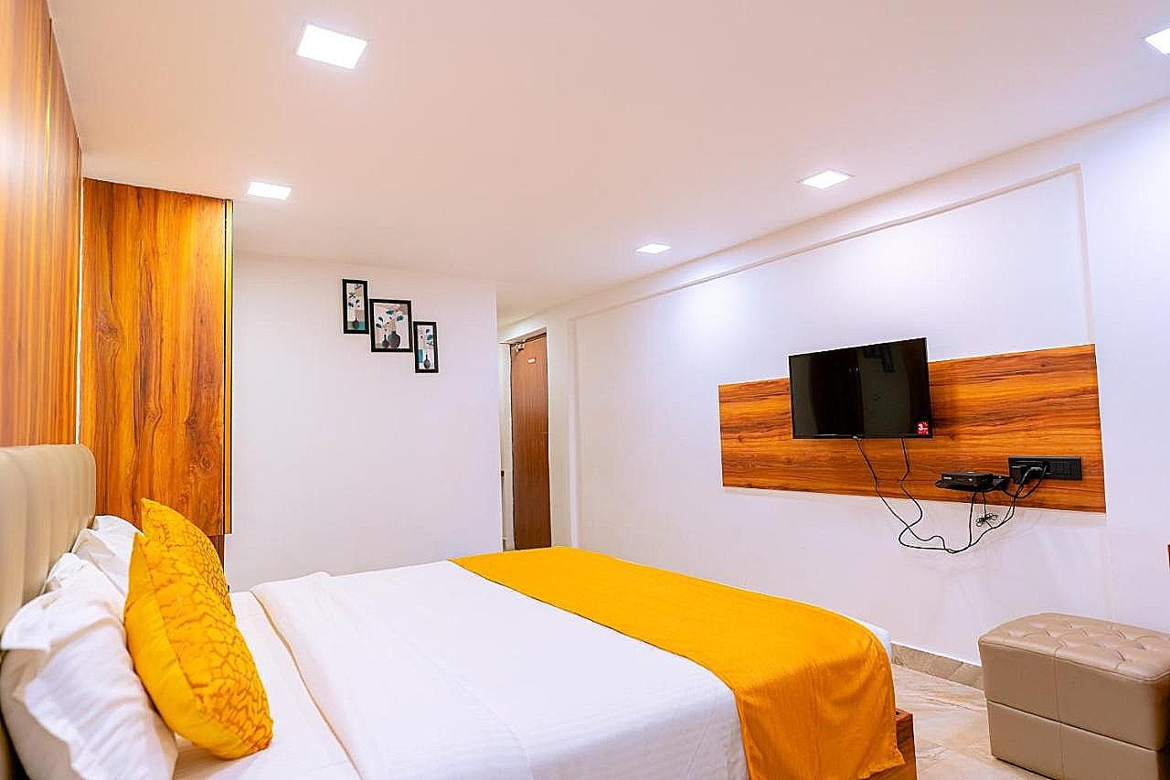 HOTEL CALANGUTE CASTLE  Executive Room Double Bed 2